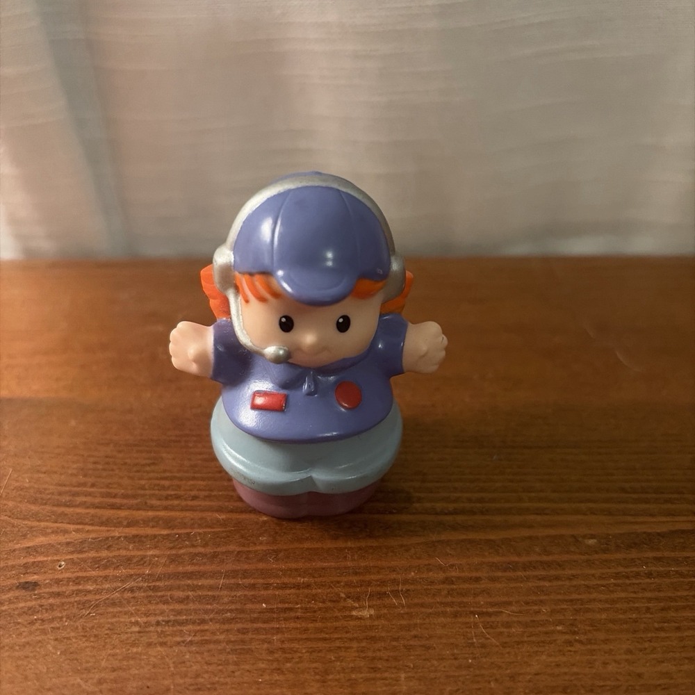 Vtg Fisher Price Little People 2008 Airplane Pilot Girl Red Hair W/ Headphones